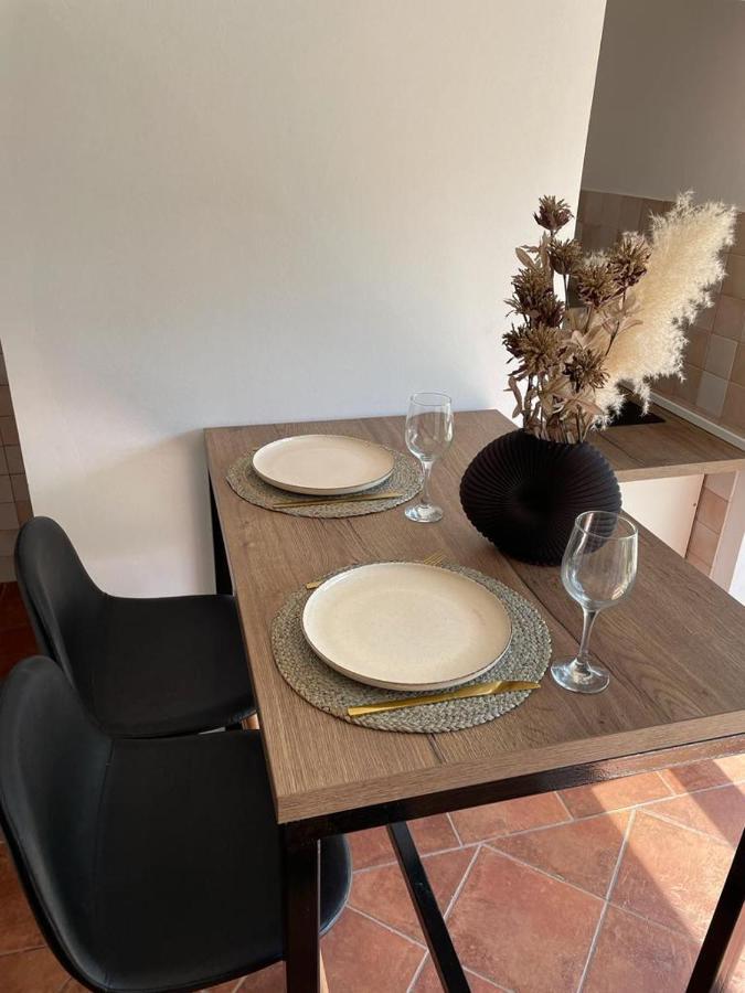 Leone Apartments With Free Parking Pula Exterior photo