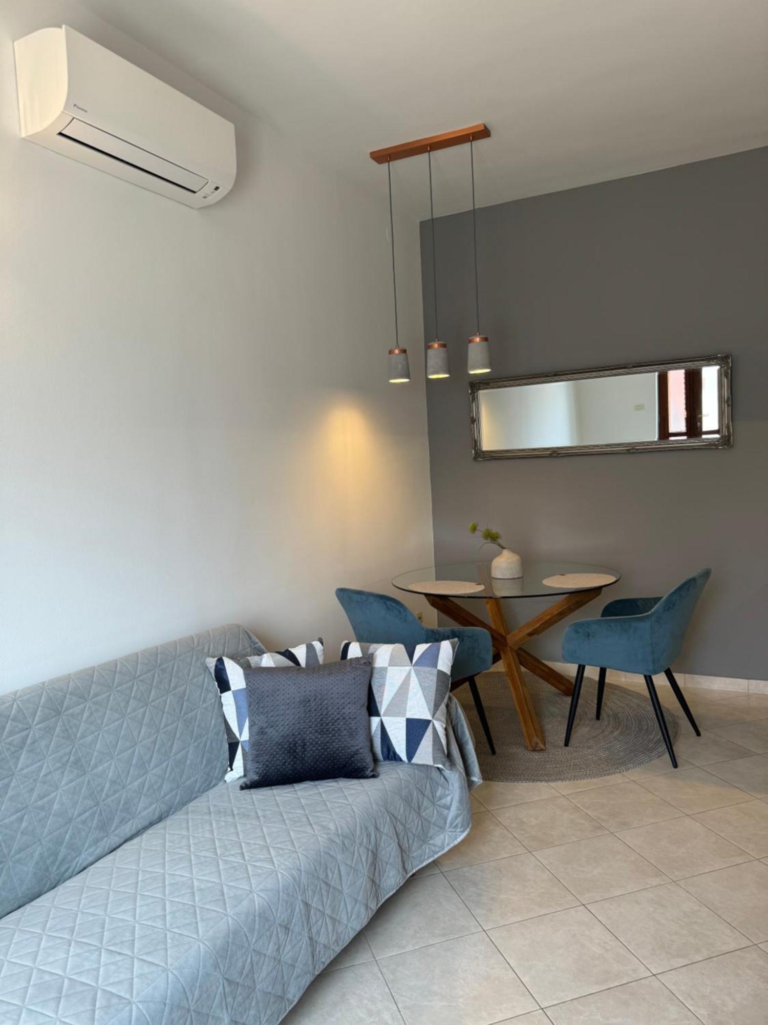 Leone Apartments With Free Parking Pula Exterior photo