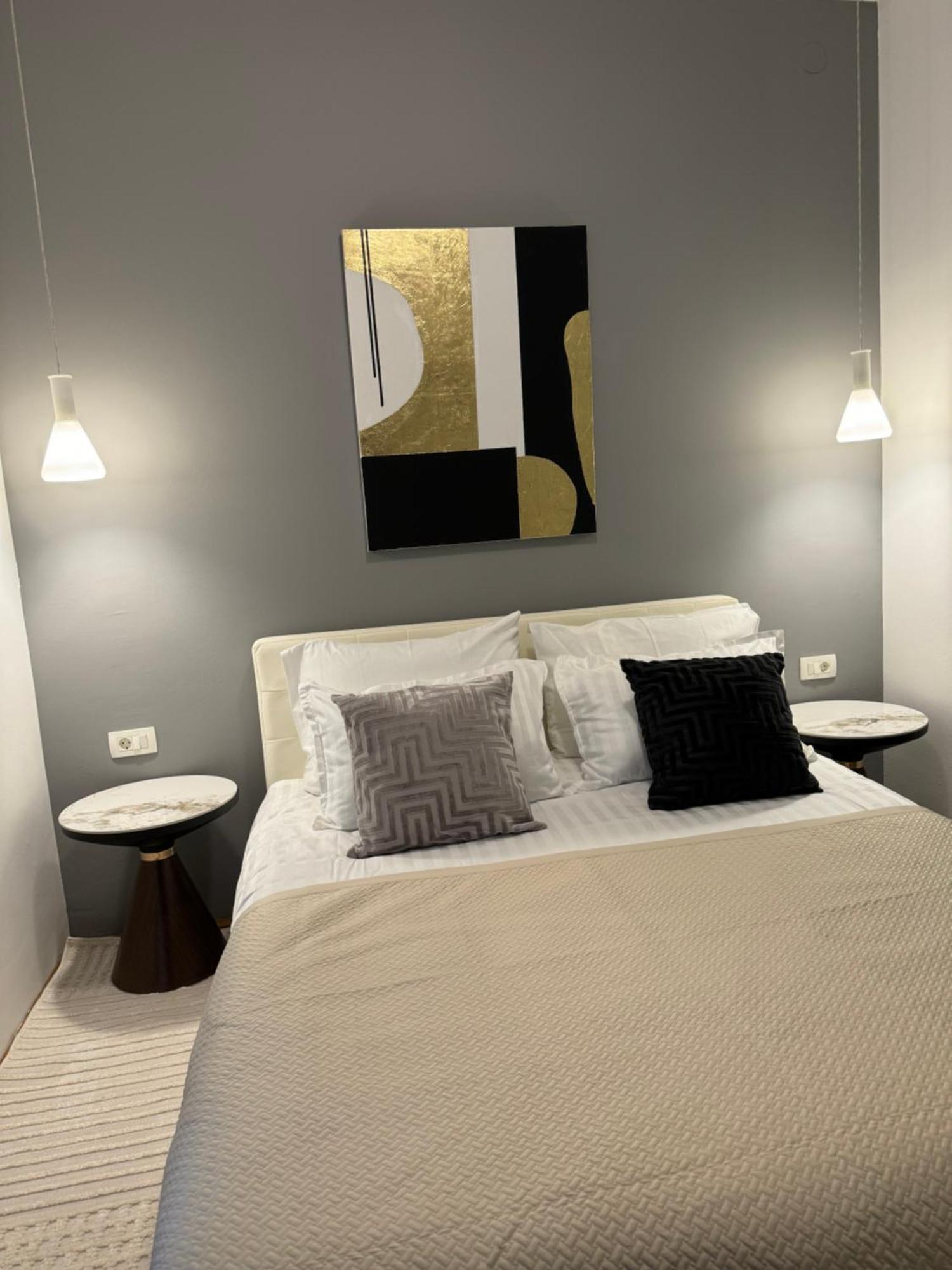 Leone Apartments With Free Parking Pula Exterior photo
